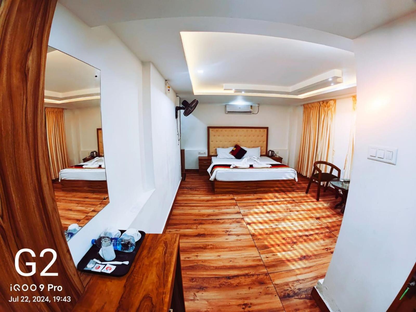 Nawal Mahal Hotel Kochi Exterior photo